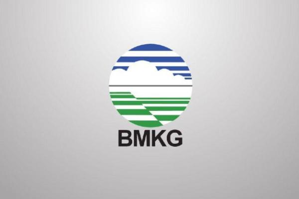 BMKG Wilayah III Denpasar, mengeluarkan peringatan dini gelombang tinggi yang diperkirakan terjadi di perairan Bali