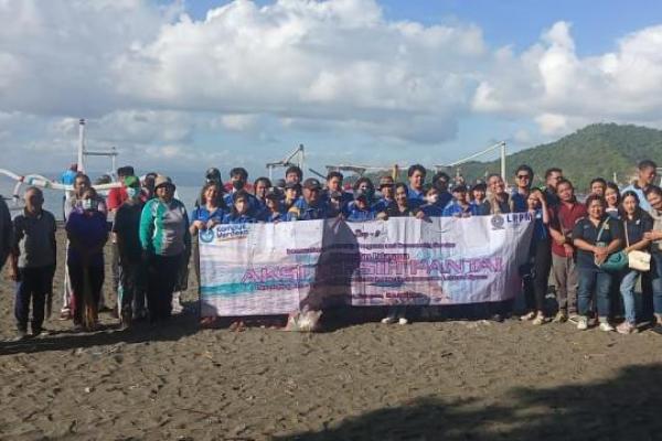 LPPM Universitas Udayana memberikan perhatian terhadap pariwisata pesisir pantai, melalui program Internasional Partnership and Community Development (Ipacoe).