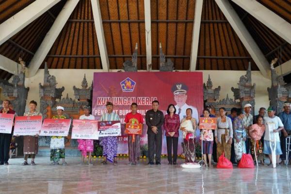 Penjabat (Pj) Bupati Buleleng, Ketut Lihadnyana mengatakan, seluruh Perbekel yang hadir akan mendapat tambahan insentif berdasarkan kinerjanya yang baik