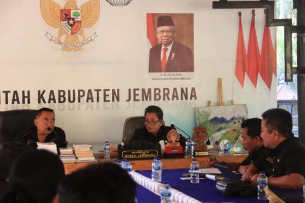 Angka stunting di Kabupaten Jembrana mencapai 14,2 persen. Tingginya prevalensi stunting ini, berdasarkan hasil Studi Status Gizi Indonesia (SSGI) tahun 2022