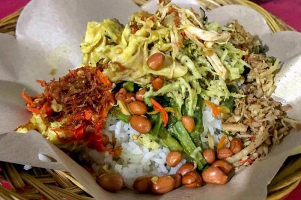 Memberikan pengalaman budaya yang kaya bagi turis yang ingin mengeksplorasi kekayaan kuliner Bali.