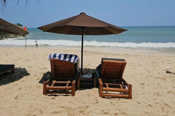 Berikut ini, lima resor dengan fasilitas private beach terbaik di Bali versi Balimemo.com