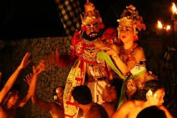 Kisah pertempuran antara Rama dan Rahwana dalam budaya Bali adalah bagian penting dari epos Ramayana