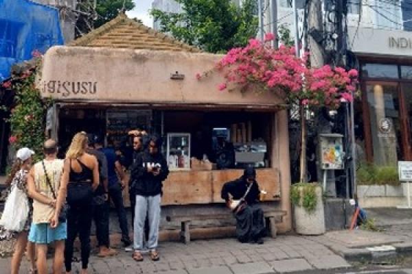 Gigi Susu, Tempat Nongkrong Hits di Canggu