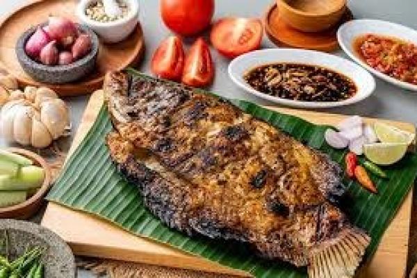 10 Rekomendasi Tempat Makan Ikan Bakar di Bali yang Terkenal Bikin Ngiler