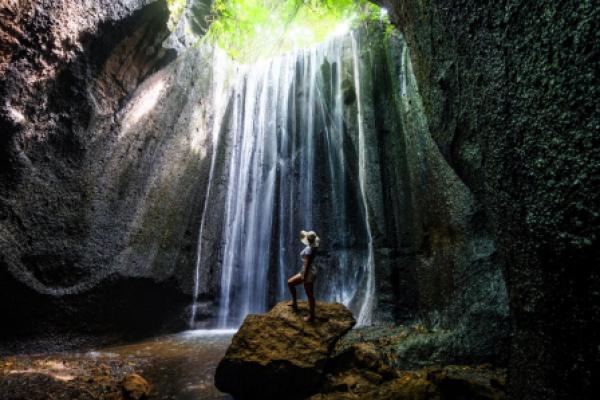 Air Terjun Tukad Cepung, Surga Tersembunyi di Bangli